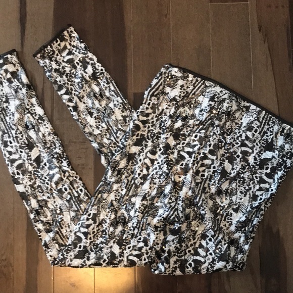 H&M Premier Sequin Black White Legging 6 EUC - Picture 10 of 10